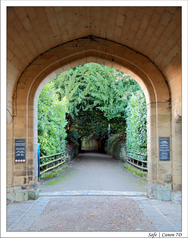 2011 - 01 - Warwick Castle 006